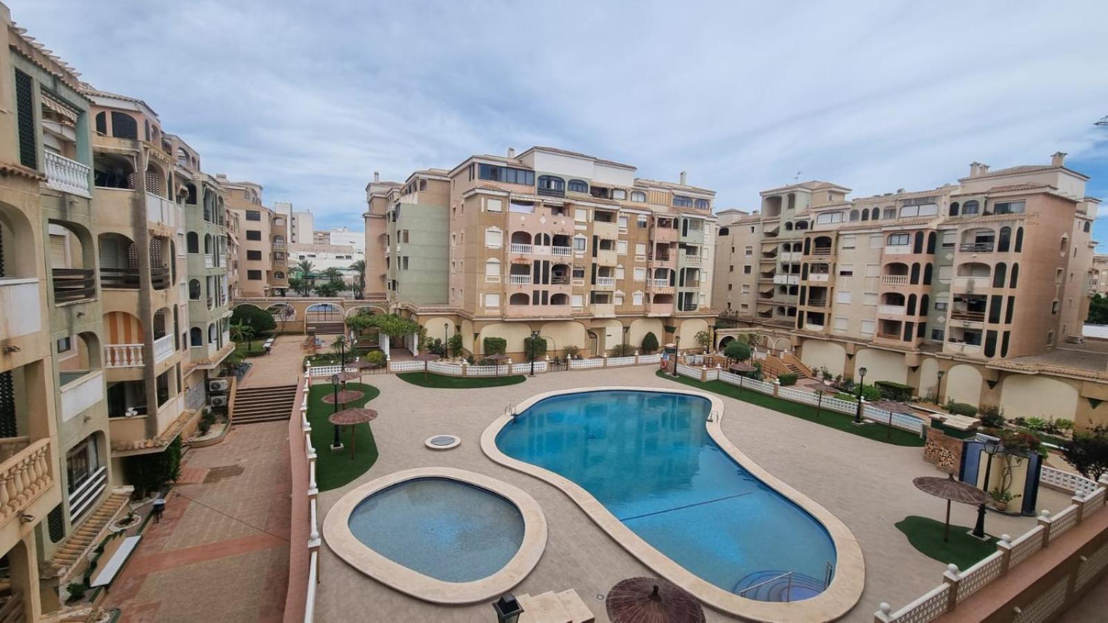 Torrevieja Apartment Eksteriør bilde